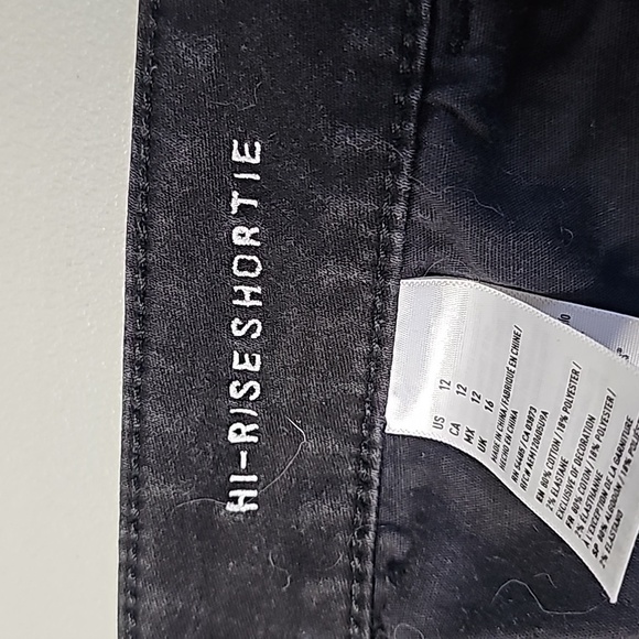 AMERICAN Eagle black super super stretch size 12 high rise jean shorts - Picture 7 of 8